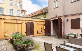 In The Heart Of The Old Town Vip Apartment